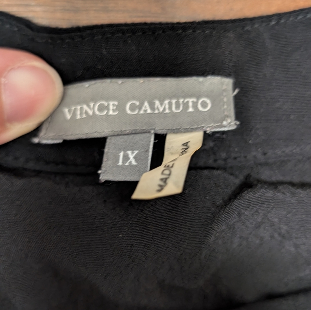 Vince Camuto Swim Cover Up Black with White Embroidery - Picture 5 of 7